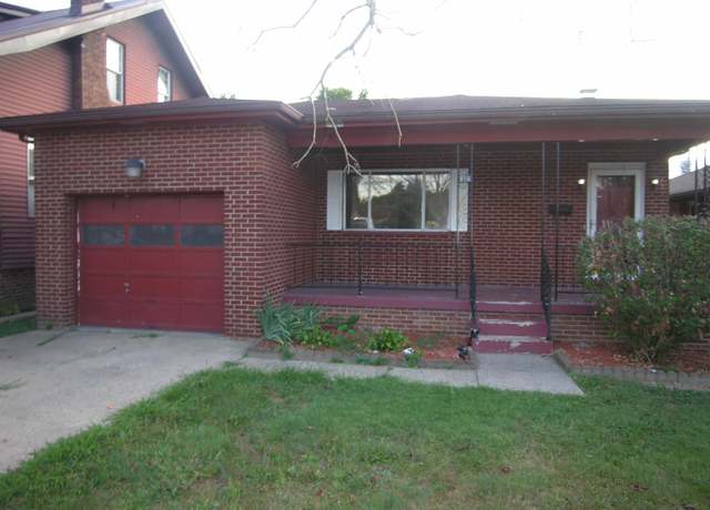 Property at 216 W 32nd St, Huntington, WV 25704, 3 beds, 1.5 baths
