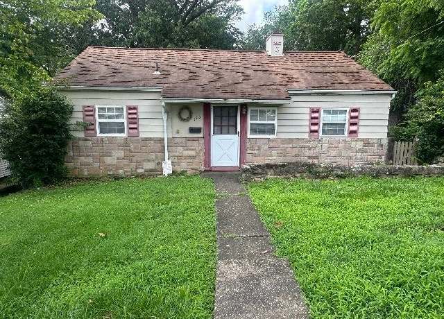Property at 103 Rotary Rd, Huntington, WV 25705, 3 beds, 1 bath