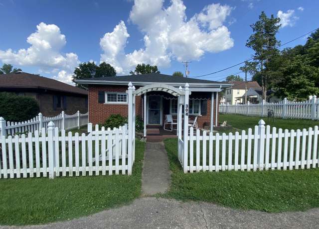 Property at 304 High Street West St, Huntington, WV 25704, 3 beds, 1 bath