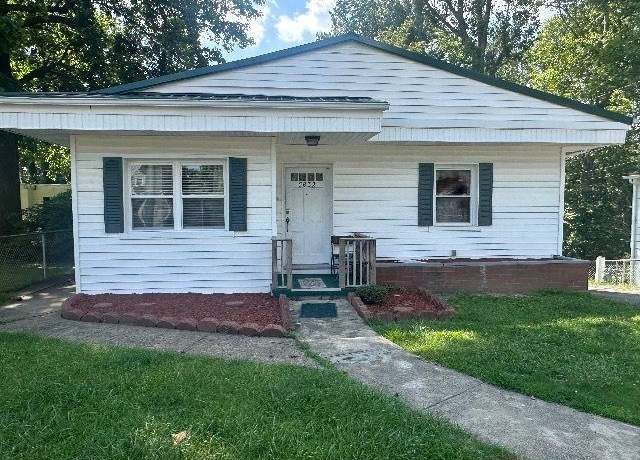 Property at 5832 E Pea Ridge Rd, Huntington, WV 25705, 3 beds, 2 baths