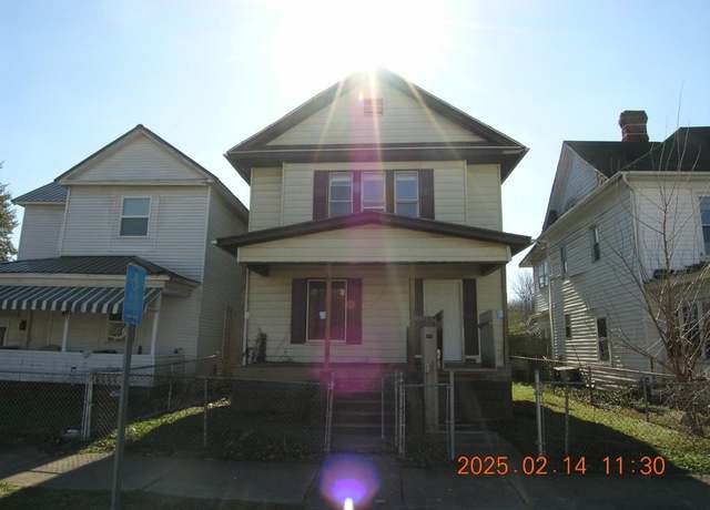 Property at 1327 Monroe Ave, Huntington, WV 25704, 3 beds, 2 baths