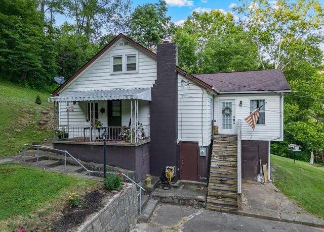 Property at 698 Lick Branch Rd, Charleston, WV 25312, 3 beds, 2 baths