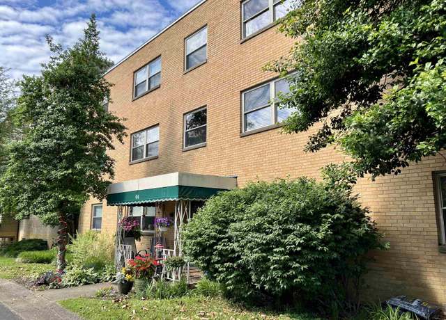 Property at 614 11th Avenue 2-b Ave, Huntington, WV 25701, 2 beds, 1 bath