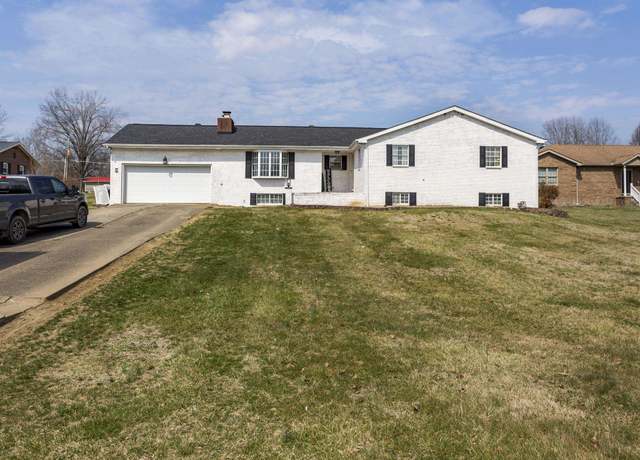 Property at 48 Walnut Ln, Huntington, WV 25704, 4 beds, 3 baths