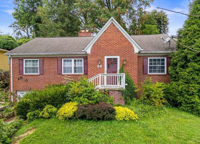 Property at 51 Roland Park Dr, Huntington, WV 25705, 3 beds, 2 baths