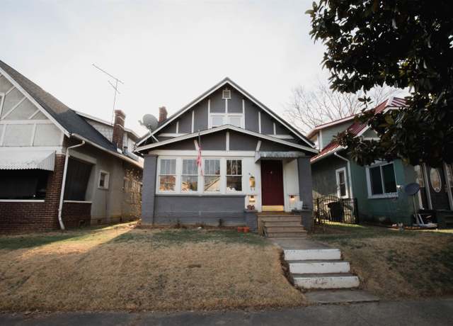 Property at 809 5th St, Huntington, WV 25701, 2 beds, 1.5 baths