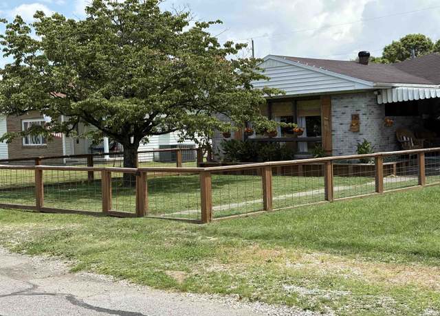 Property at 125 Center St, Coal Grove, OH 45638, 3 beds, 2 baths