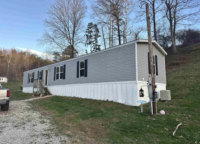 Property at 4695 Whites Creek Dr, Prichard, WV 25555, 3 beds, 2 baths