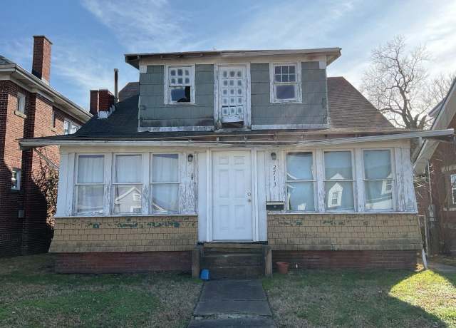 Property at 2713 Emmons Ave, Huntington, WV 25702, 5 beds, 2 baths