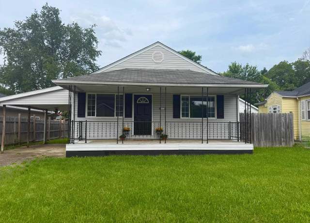 Property at 206 1st St, Huntington, WV 25705, 3 beds, 1 bath