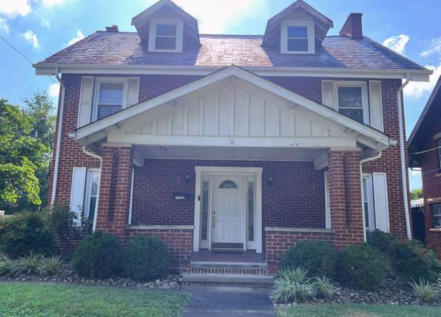 Property at 1919 18th St, Huntington, WV 25701, 4 beds, 1.5 baths
