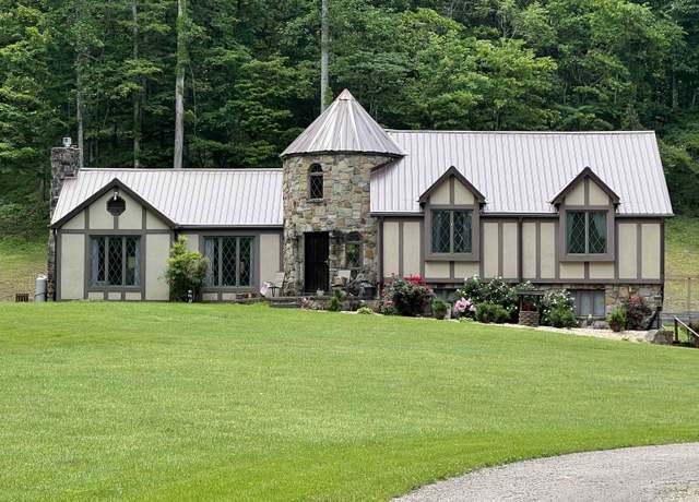 Property at 120 Maggie Ln, Wayne, WV 25570, 4 beds, 3.5 baths