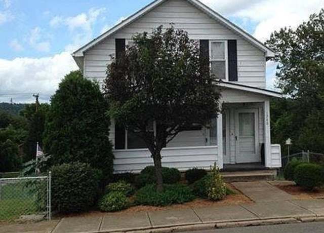 Property at 1740 Madison Ave, Huntington, WV 25704, 2 beds, 2 baths