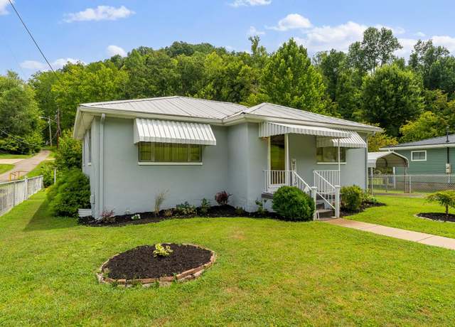 Property at 2702 Harvey Rd, Huntington, WV 25704, 2 beds, 1 bath