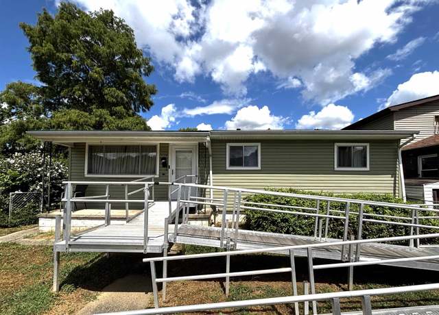 Property at 928 Monroe Ave, Huntington, WV 25704, 3 beds, 1 bath