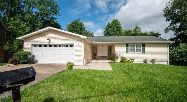 Photo of 35 Lynn Marr Dr, Huntington, WV 25705