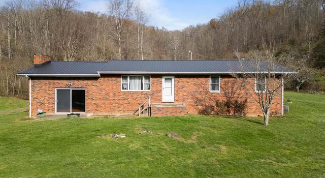 Photo of 138 Rabbit Run Ln, Huntington, WV 25702