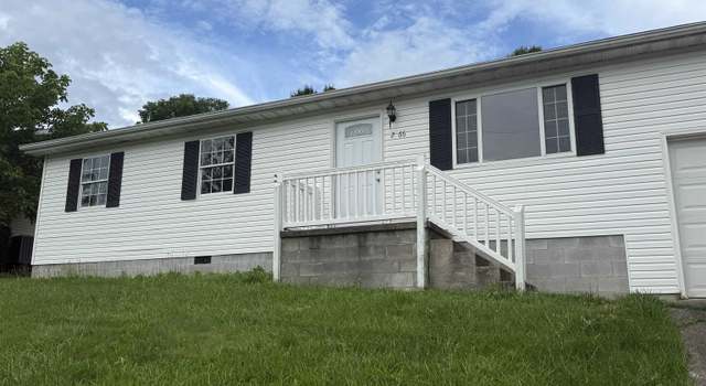 Photo of 393 Riverbend Dr, Ona, WV 25545