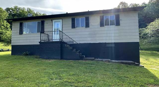 Photo of 2999 Smith Creek Rd, Salt Rock, WV 25559