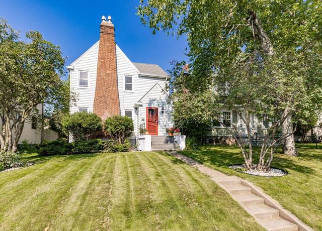 Property at 21 Snelling Ave, Duluth, MN 55812, 3 beds, 2 baths