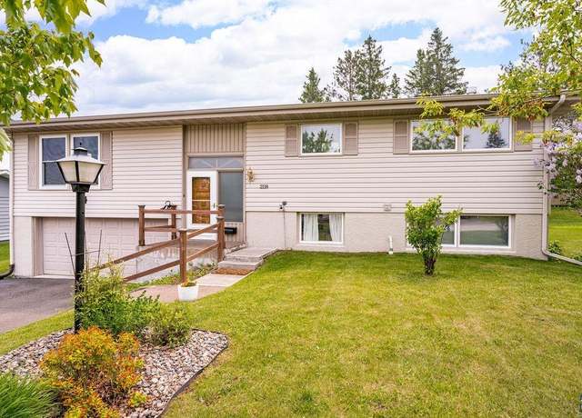 Property at 2118 Adirondack St, Duluth, MN 55811, 4 beds, 2.5 baths