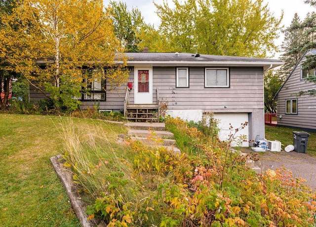 Property at 126 E Niagara St, Duluth, MN 55811, 5 beds, 1 bath