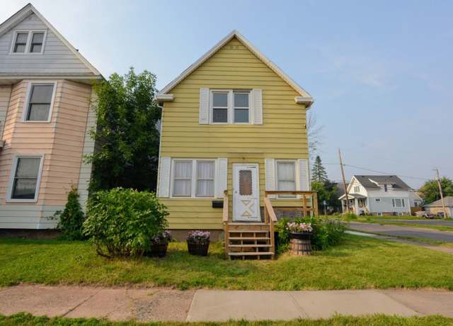 Property at 3201 Chestnut St, Duluth, MN 55806, 2 beds, 1 bath