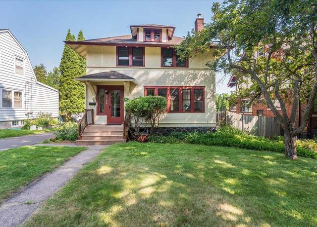 Property at 2108 Lakeview Dr, Duluth, MN 55803, 3 beds, 2 baths