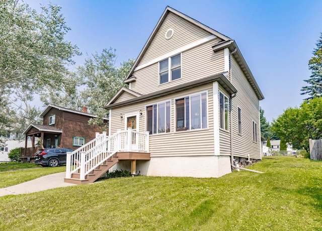 Property at 4811 Pitt St, Duluth, MN 55804, 3 beds, 2.5 baths