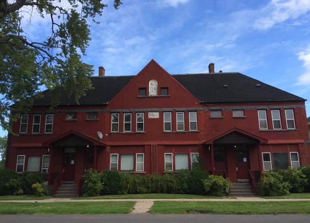 Property at 1318 Hughitt Ave #2, Superior, WI 54880, 1 bed, 1 bath