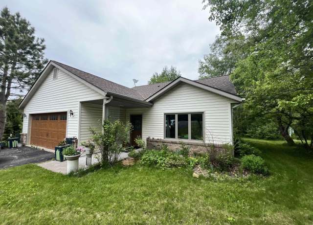 Property at 4384 Ugstad Rd, Hermantown, MN 55811, 3 beds, 2.5 baths