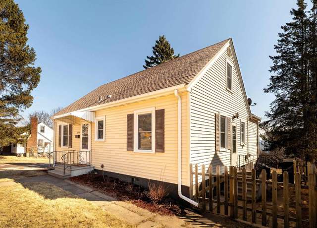 Property at 2232 Jefferson St, Duluth, MN 55812, 3 beds, 2 baths