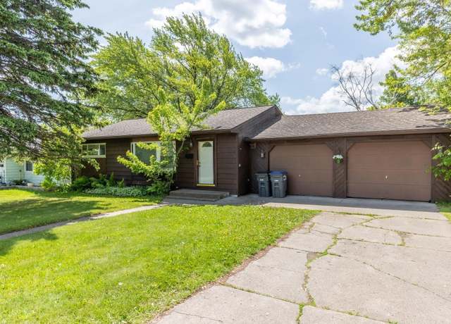 Property at 6122 Tacony St, Duluth, MN 55807, 3 beds, 1 bath