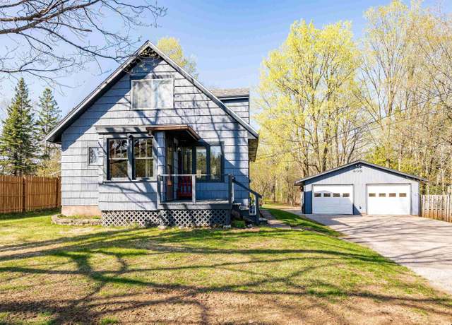 Property at 609 Farrell Rd, Duluth, MN 55811, 3 beds, 1.5 baths