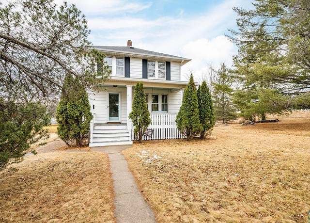 Property at 4608 Regent St, Duluth, MN 55804, 3 beds, 2 baths