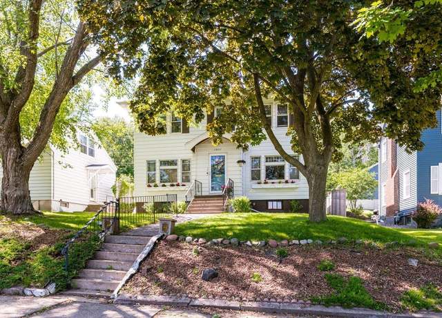 Property at 2807 E 2nd St, Duluth, MN 55812, 4 beds, 3 baths