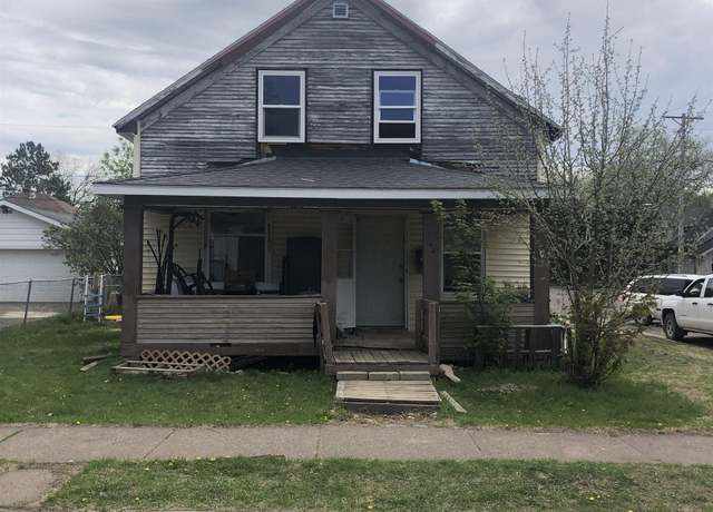 Property at 344 8th St, Cloquet, MN 55720, 4 beds, 2 baths