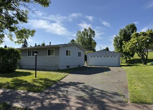 Property at 17 Law Dr, Silver Bay, MN 55614, 3 beds, 1.5 baths