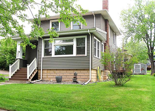 Property at 5607 Huntington St, Duluth, MN 55807, 3 beds, 1 bath