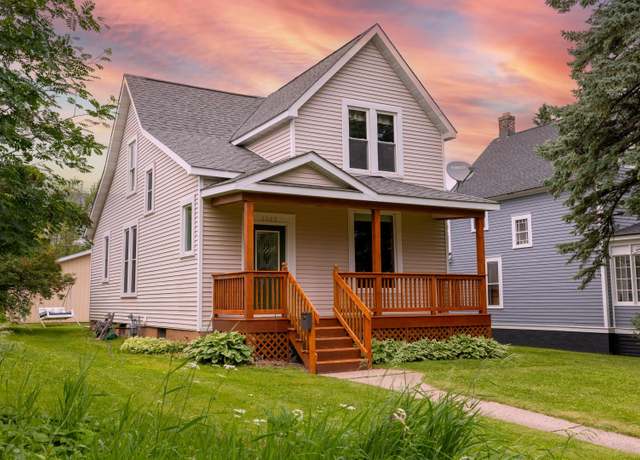 Property at 5005 Tioga St, Duluth, MN 55804, 3 beds, 1 bath