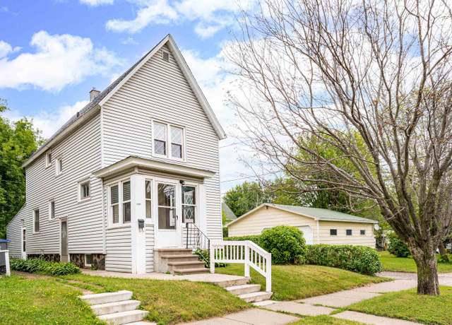 Property at 5811 Wadena St, Duluth, MN 55807, 3 beds, 1 bath