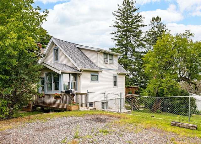 Property at 1022 E 11th St, Duluth, MN 55805, 2 beds, 2 baths