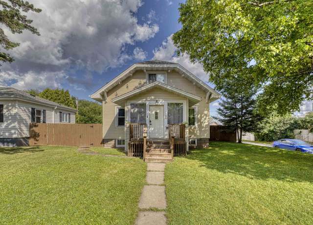 Property at 104 N 63rd Ave Ave W, Duluth, MN 55807, 3 beds, 2 baths