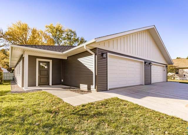 Property at 335 20th St Unit B, Cloquet, MN 55720, 3 beds, 2 baths