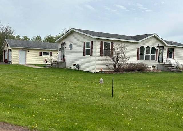 Property at 119 Parkwood Dr, Wrenshall, MN 55797, 3 beds, 2 baths
