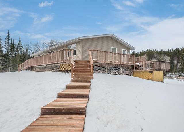 Property at 5749 Jean Duluth Rd, Duluth, MN 55803, 5 beds, 3 baths