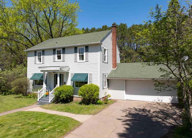 Property at 1205 Summit Ave, Cloquet, MN 55720, 4 beds, 2.5 baths