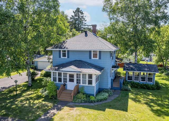 Property at 323 19th St, Cloquet, MN 55720, 3 beds, 2 baths