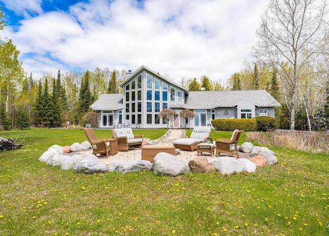 Property at 5491 North Shore Dr, Duluth, MN 55804, 3 beds, 3 baths