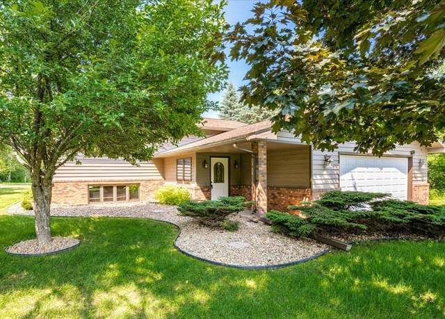Property at 4813 Anderson Rd, Hermantown, MN 55811, 4 beds, 2 baths